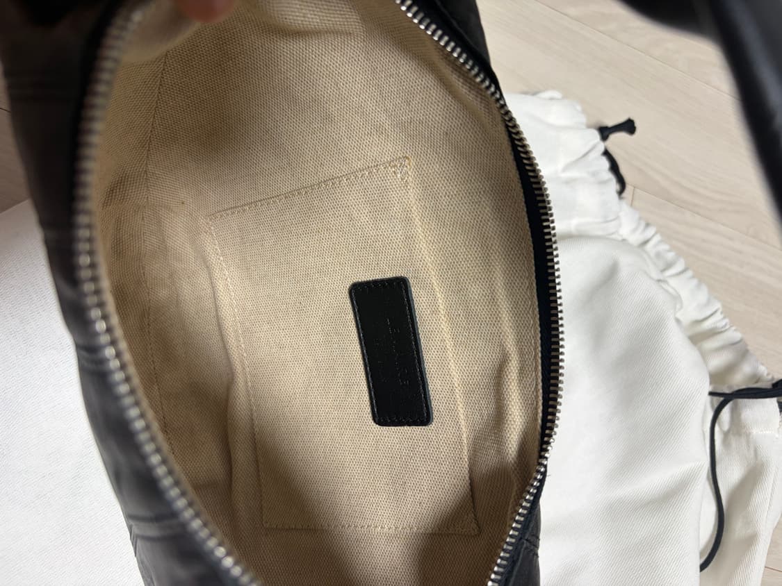 르메르 포춘백 미니(양가죽 블랙) 상품이미지7