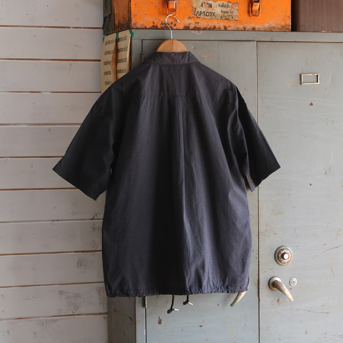 (착용컷) 컨버스 코치 반팔 셔츠 (남성용 100) 상품이미지4