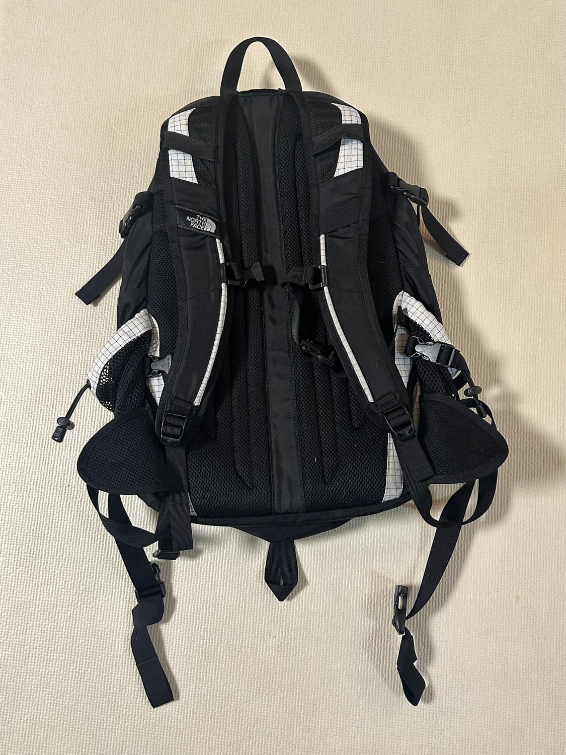 노스페이스 핫 샷 백팩 30L NEM2DI03 상품이미지2