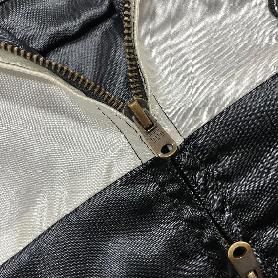 RICO Archive Dark Two-Way Hood Zip-Up 상품이미지8