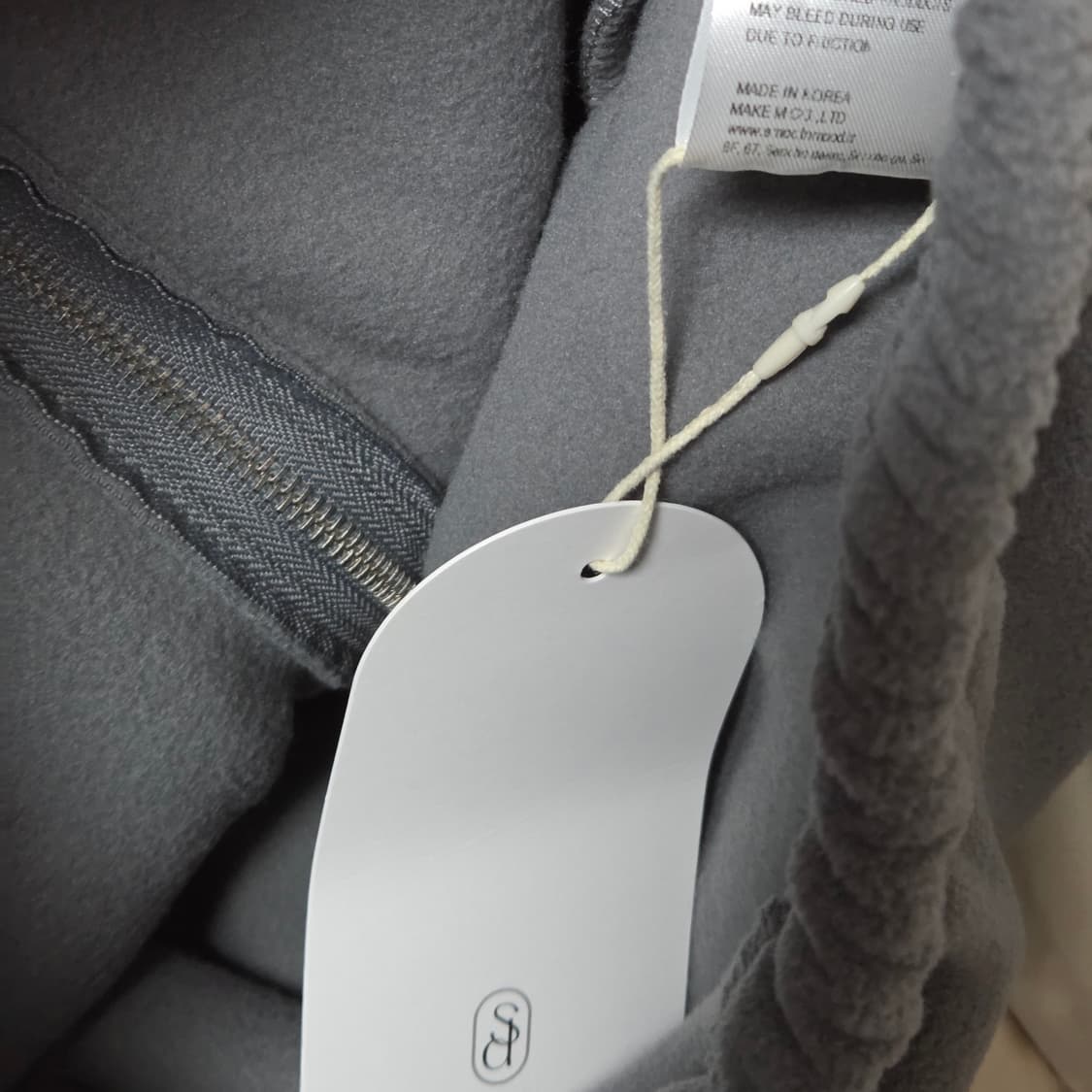 택달린새상품) 스무드무드 솝 플리스 후드 집업 차콜 그레이 상품이미지9