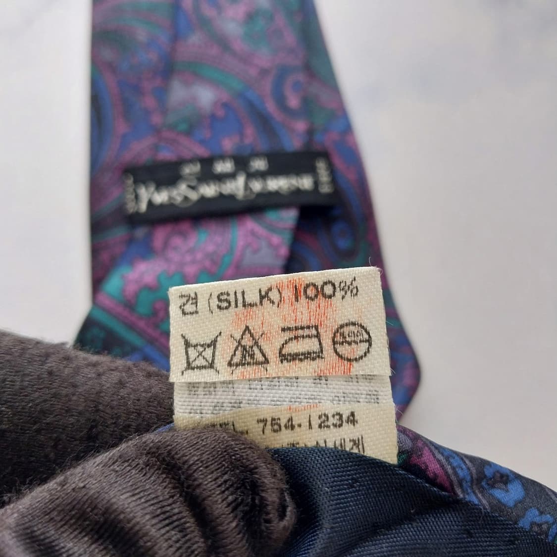 입생로랑 네이비 & 퍼플 페이즐리 넥타이 7.8cm A등급 K2595
 상품이미지9