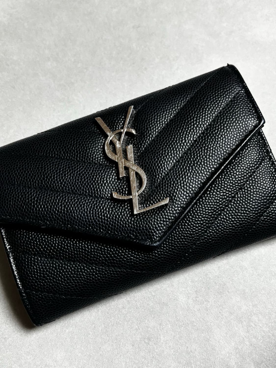 생로랑 마틀라세 엔벨롭 카드 지갑 상품이미지2