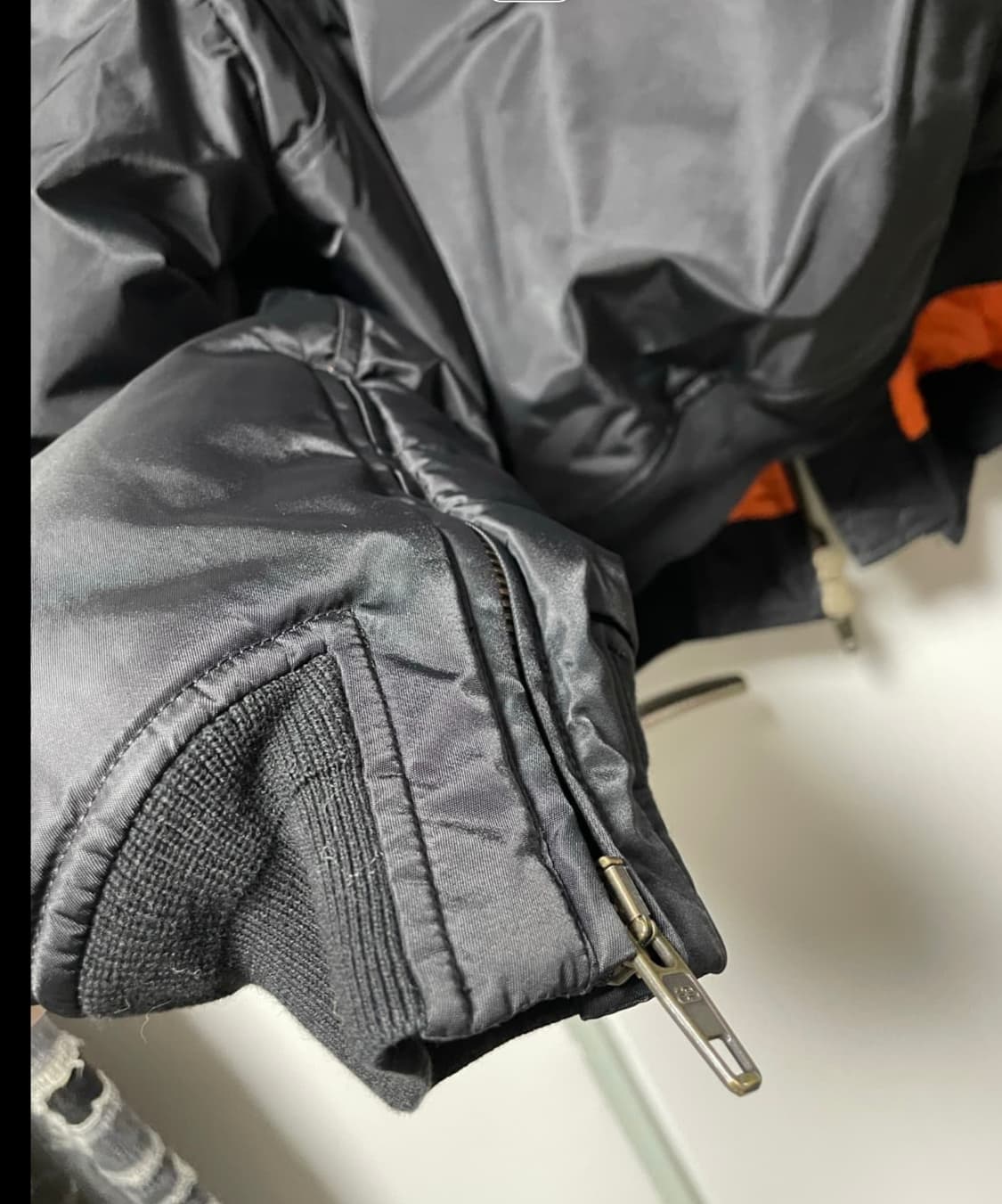 발렌시아가 3b 봄버 팝니다 상품이미지3