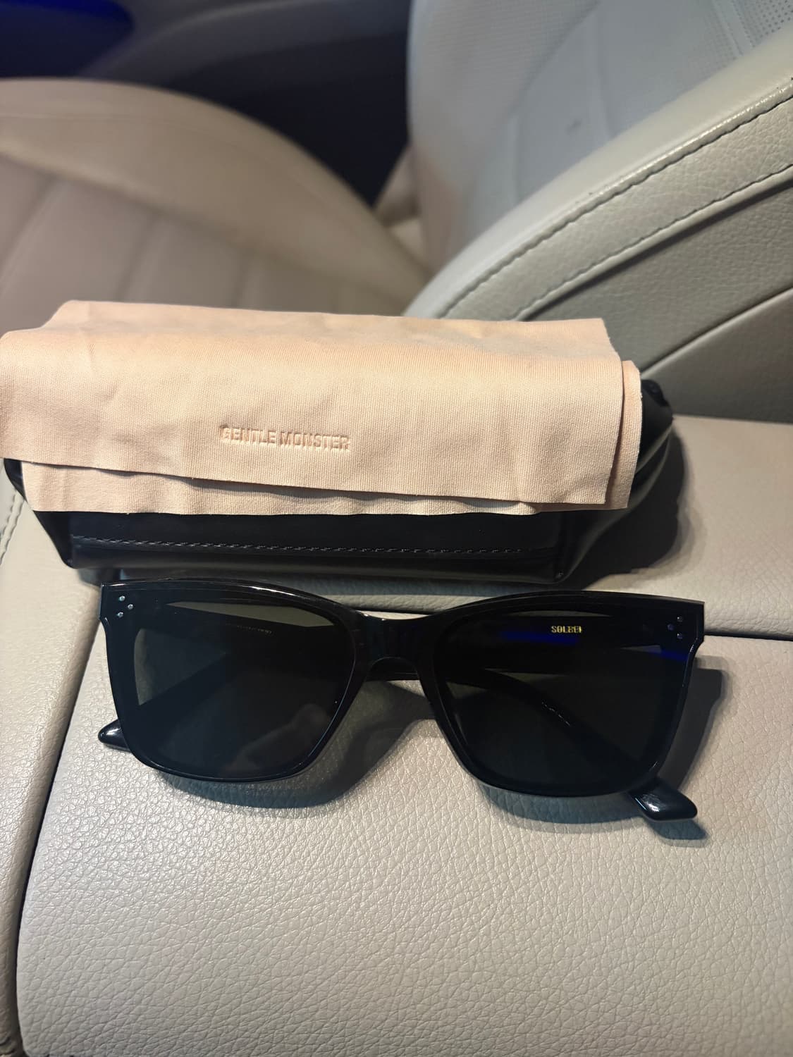 젠틀몬스터 솔베이 상품이미지4