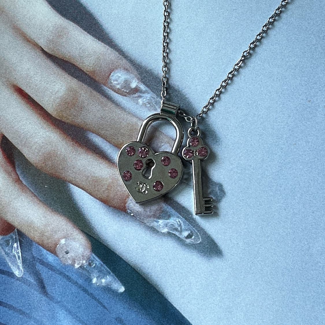 샤넬 하트락 핑크다이아 업사이클링 실버 목걸이 상품이미지2