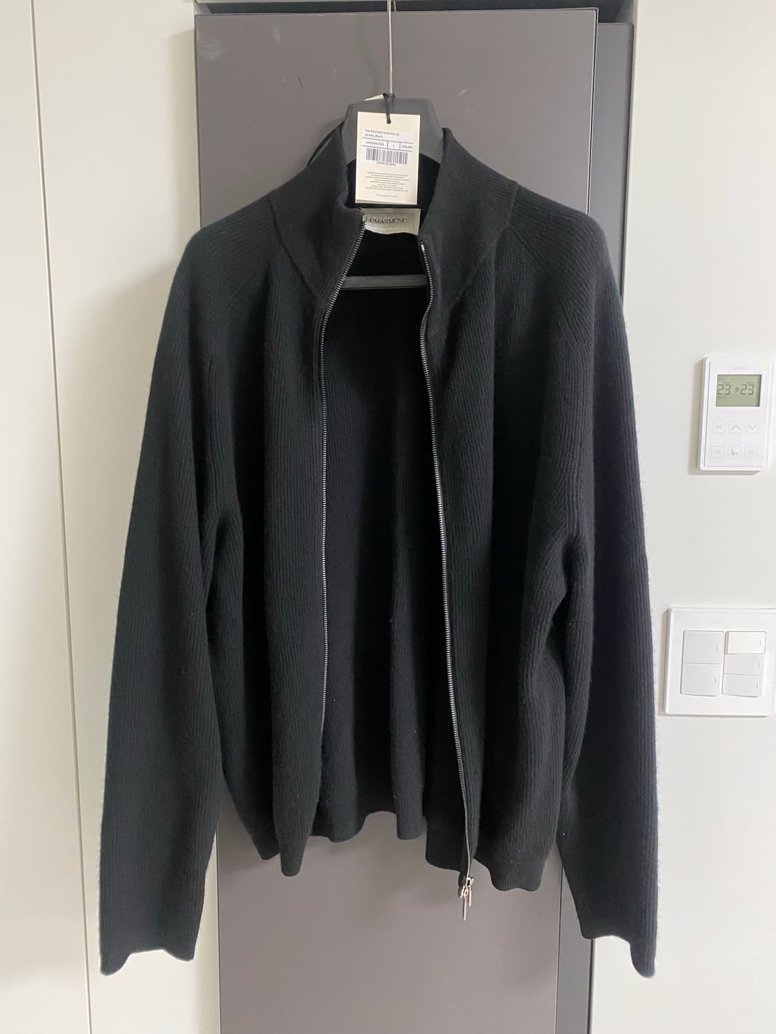 우마뭉 야크 블렌디드 울 집업 자켓 블랙 L 상품이미지1