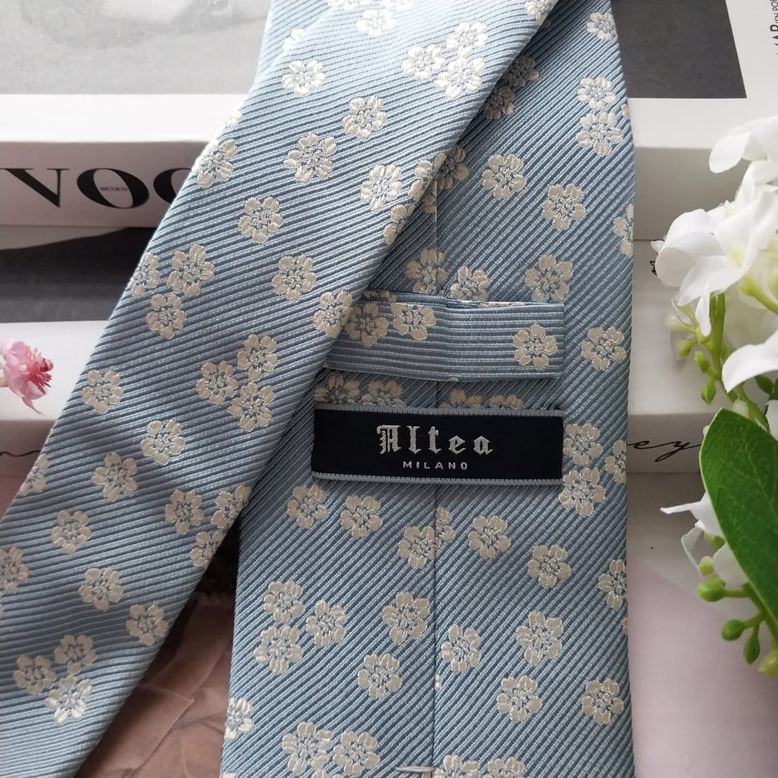 알테아 실크 하늘색 플라워 자카드 넥타이 8.9cm A+등급 K1574
 상품이미지7