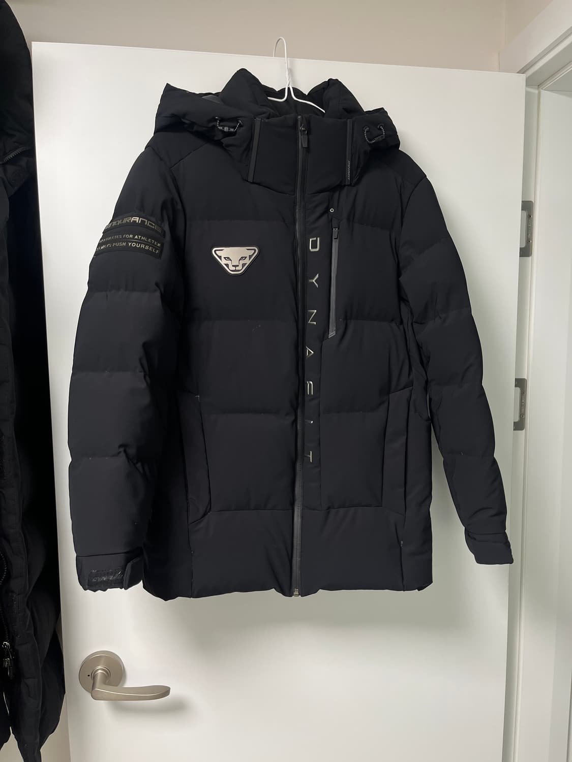 다이나핏 패딩 팝니다 상품이미지1