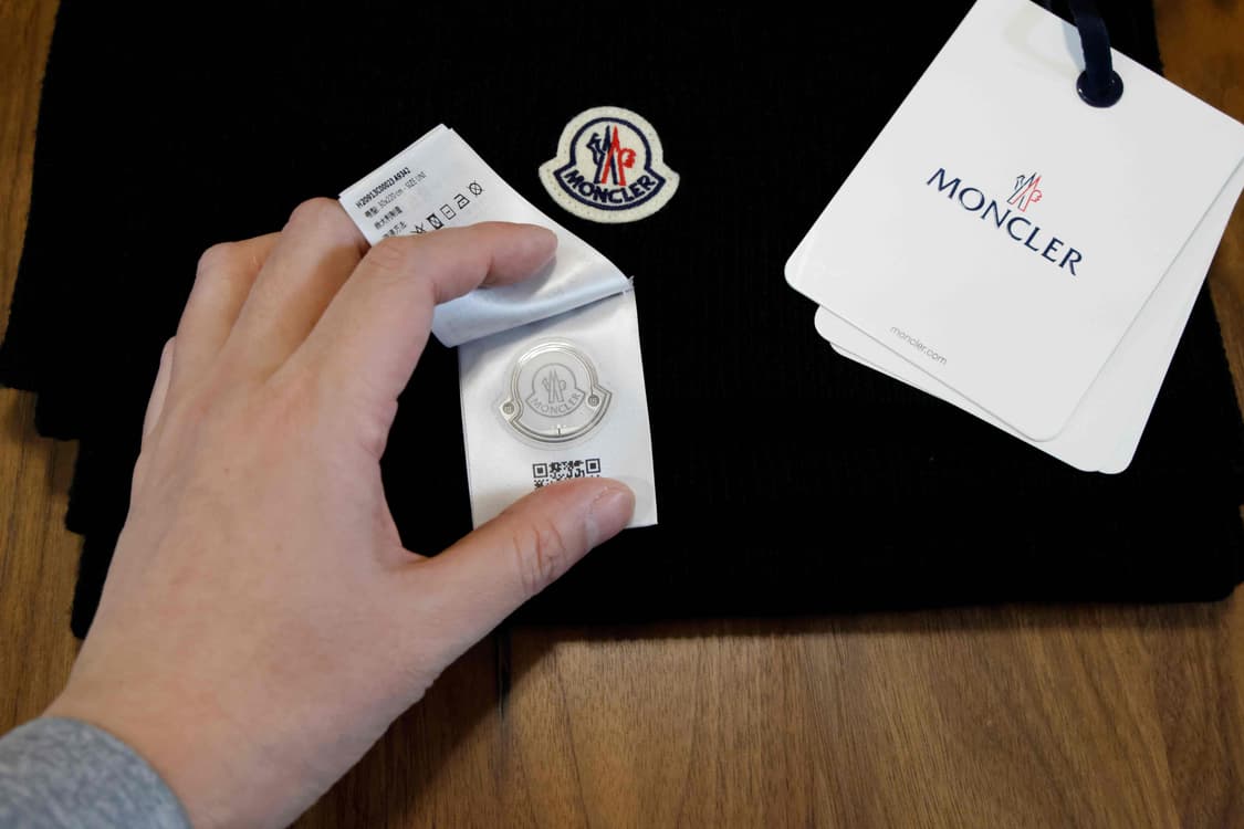 몽클레어 로고패치 리브 니트 머플러 상품이미지7