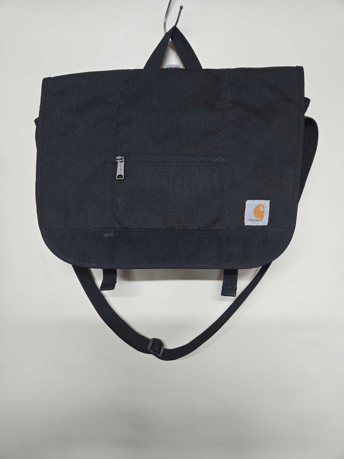 칼하트 블랙 메신저백 크로스백 가방 상품이미지1