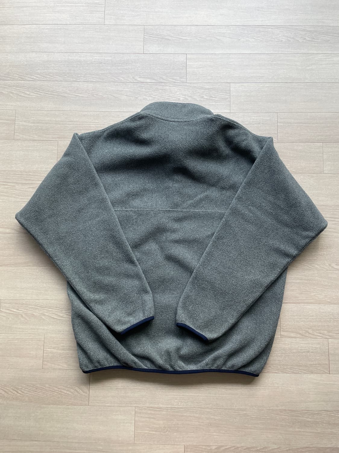 파타고니아 신칠라 니켈 네이비 그레이 플리스 patagonia 상품이미지2