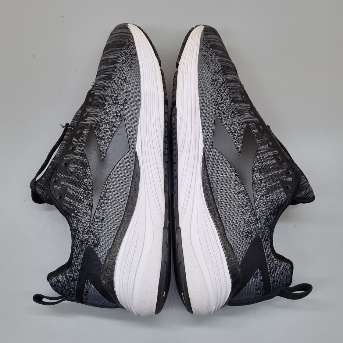 디아도라 쿠루카힙4 운동화225 상품이미지5