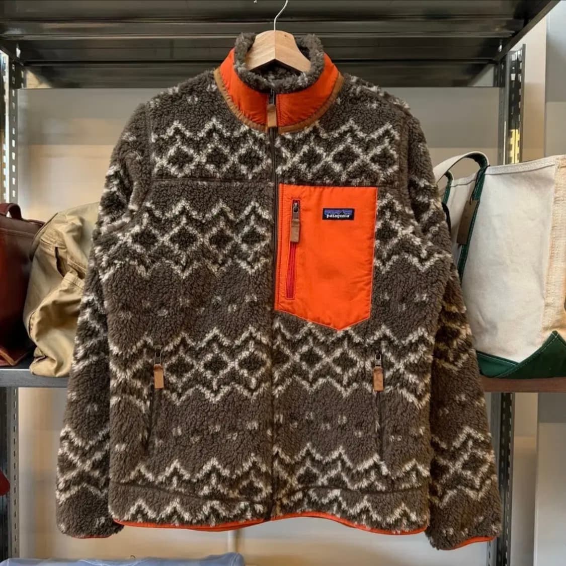 Patagonia 레트로 딥파일 플리스자켓 급처 상품이미지1