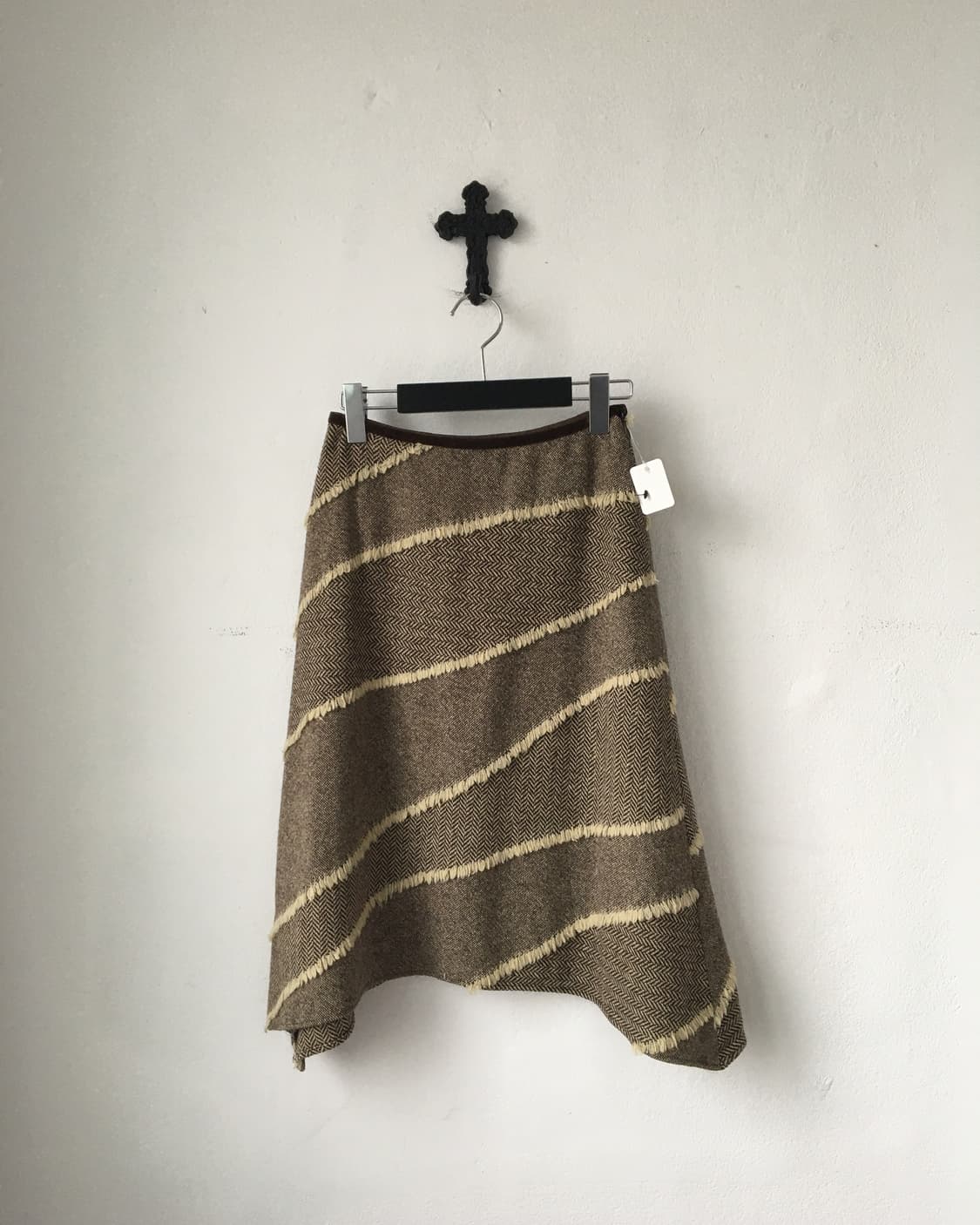 Fringe point woolen unbalanced skirt 상품이미지1