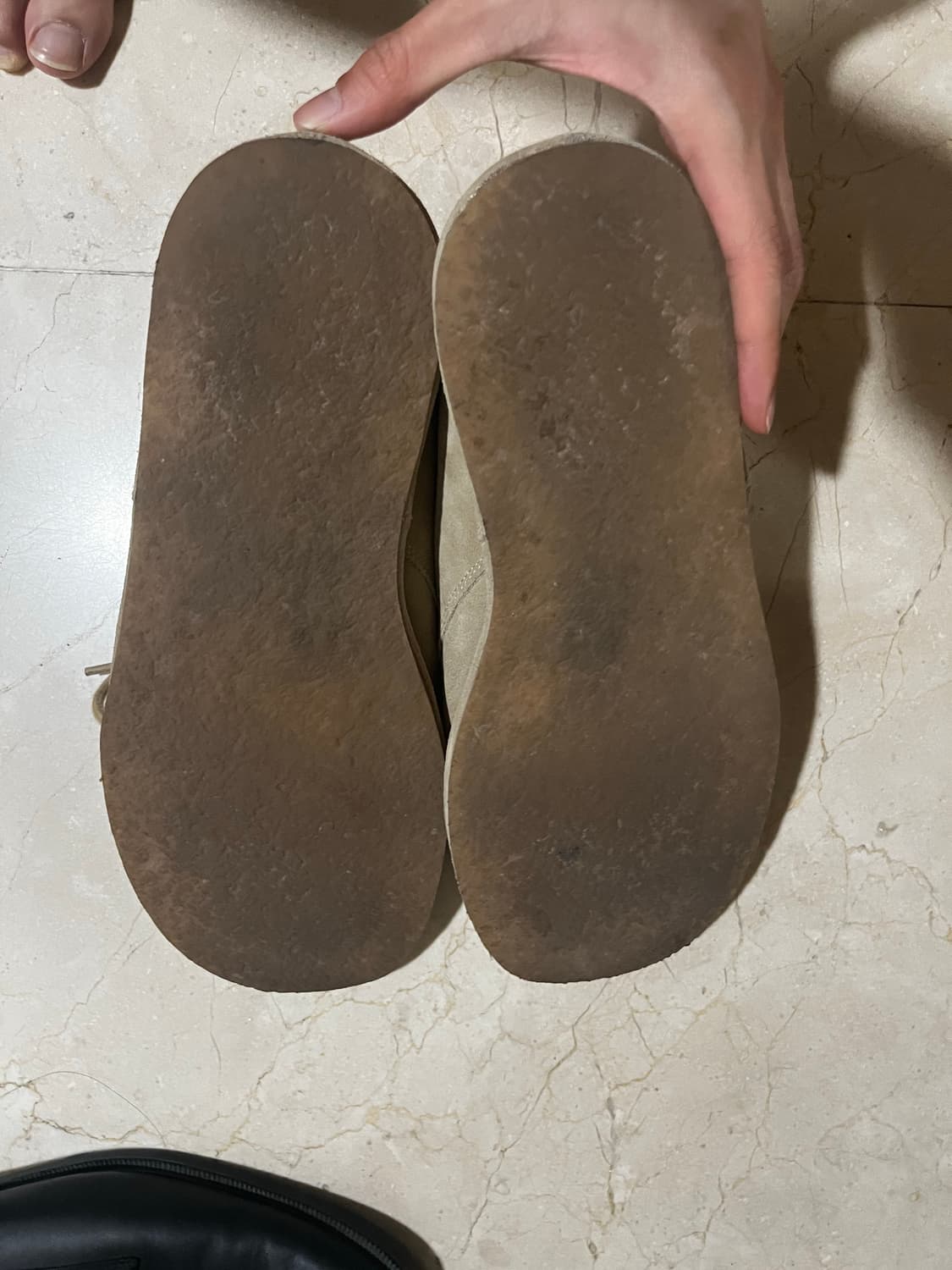 아모멘토는 아니고 자라 신발  상품이미지2