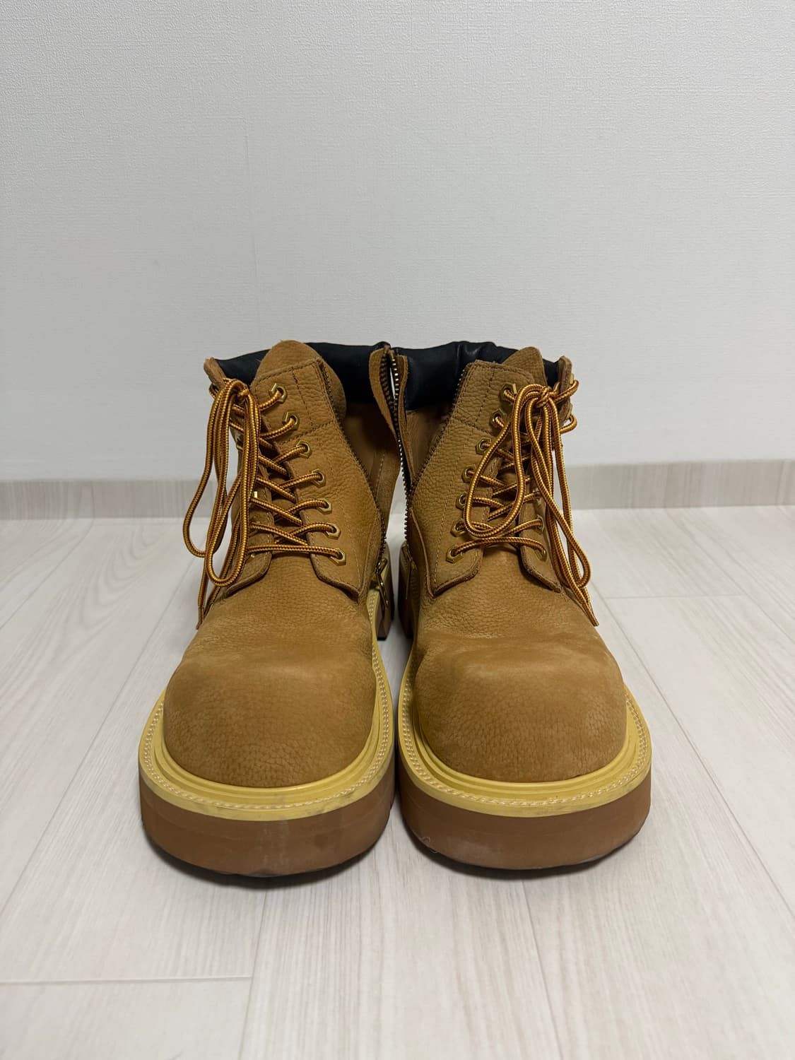 쏘유레슈어 벨루가 카멜 260size 상품이미지1