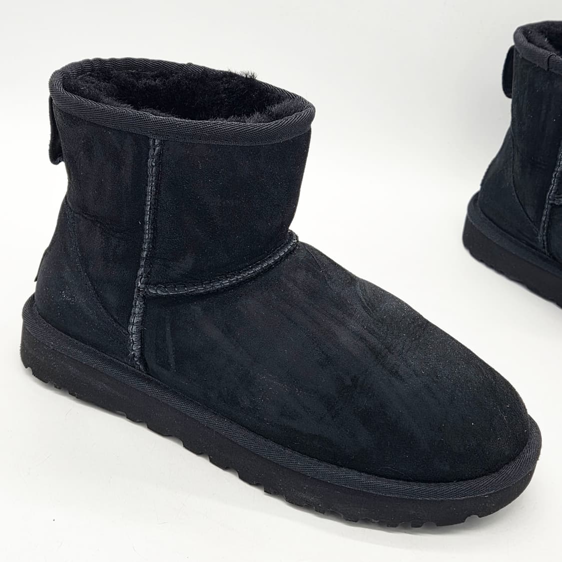 어그 우먼스 클래식 미니 II 블랙 (240) 상품이미지5