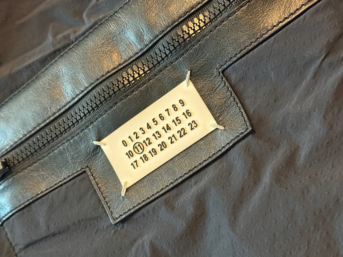 마르지엘라 크로스백 판매합니다 상품이미지1