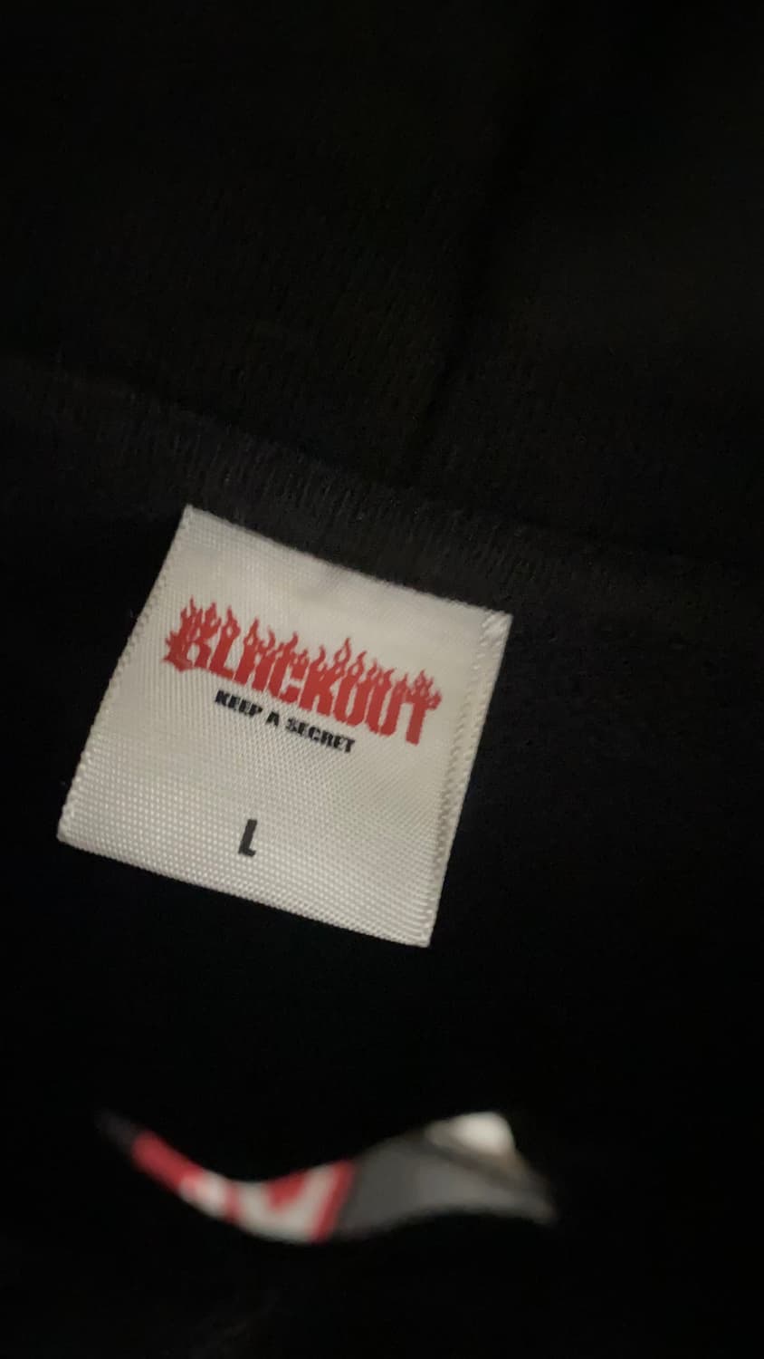 블랙아웃 후드티 L 상품이미지3