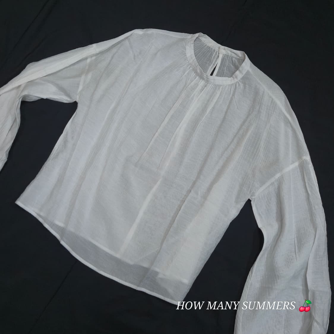 GU 화이트 블라우스 셔링 스트링 벌룬 소매 시스루 상의 상품이미지2