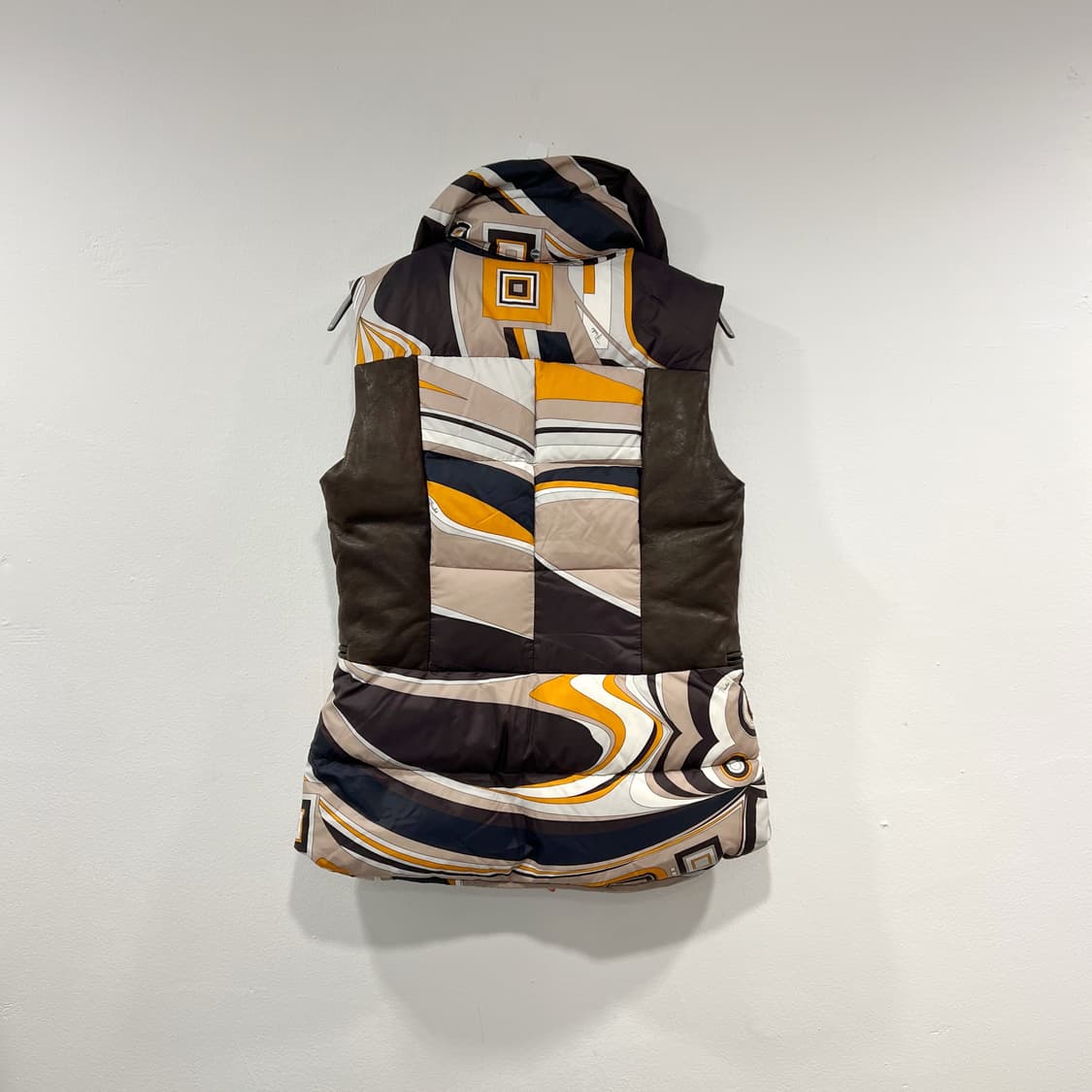 EMILIO PUCCI 에밀리오 푸치 패딩 베스트 상품이미지5