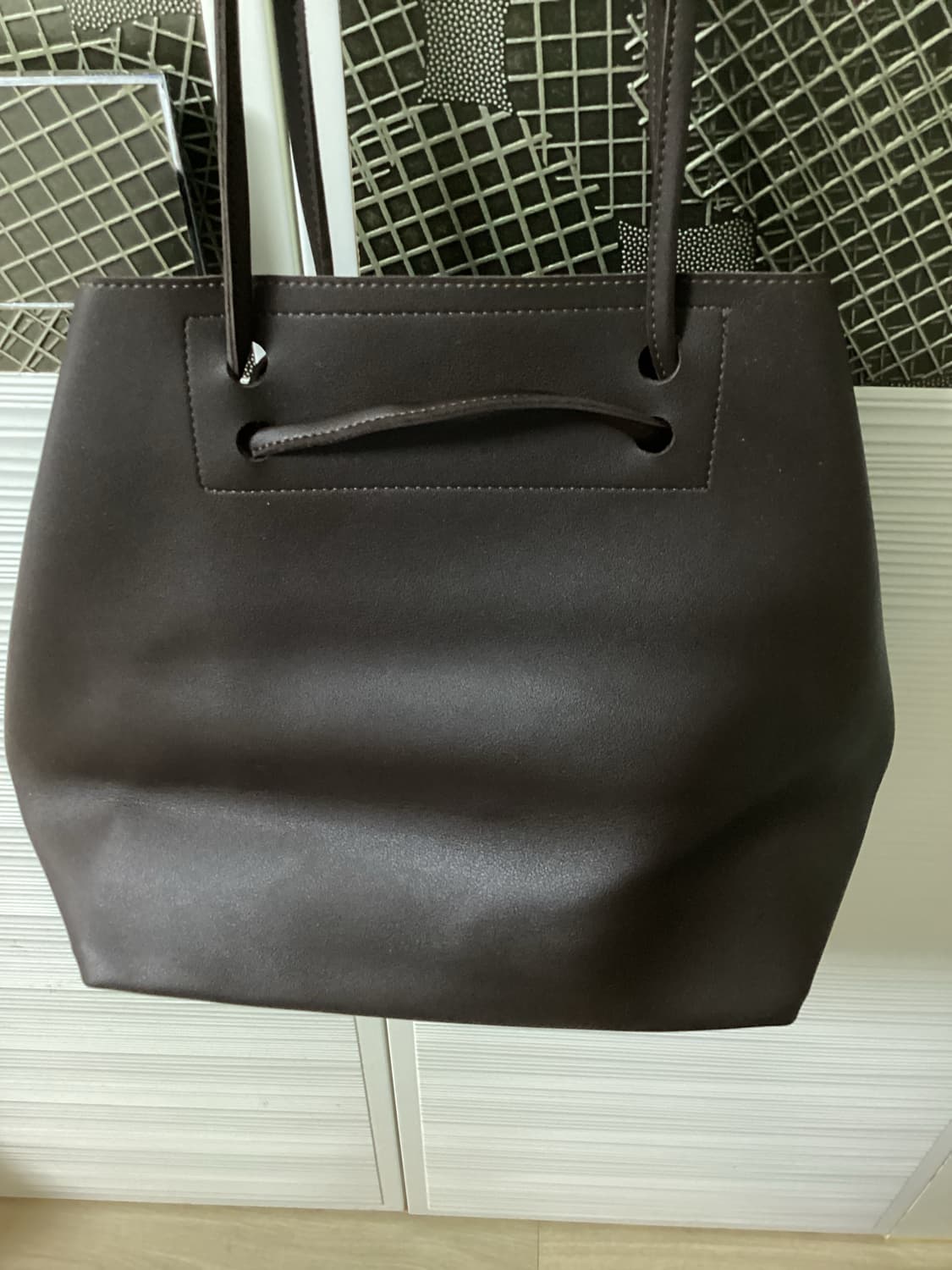 브라운 레더 버킷백 숄더백 상품이미지4