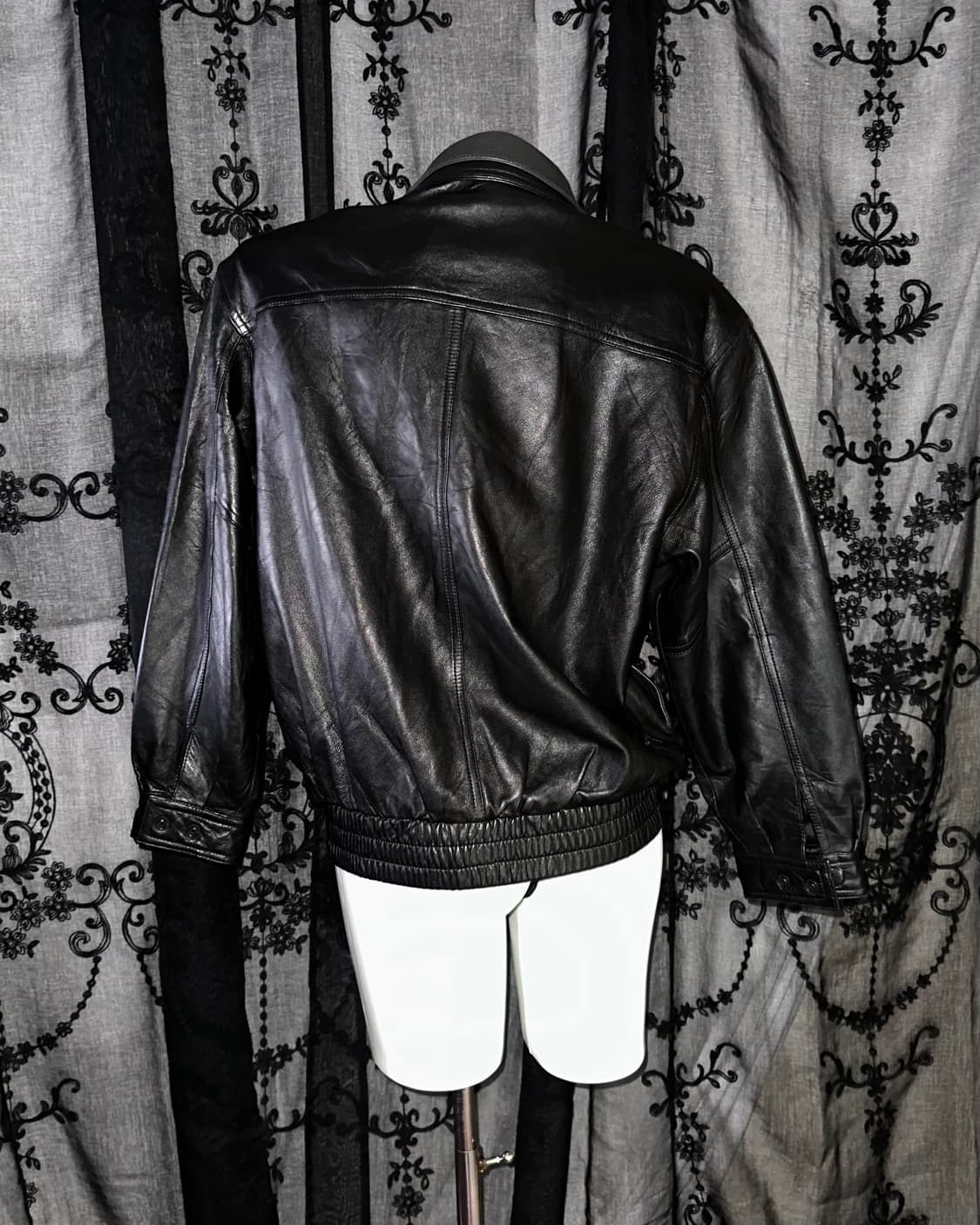 black sheepskin Bomber 상품이미지4