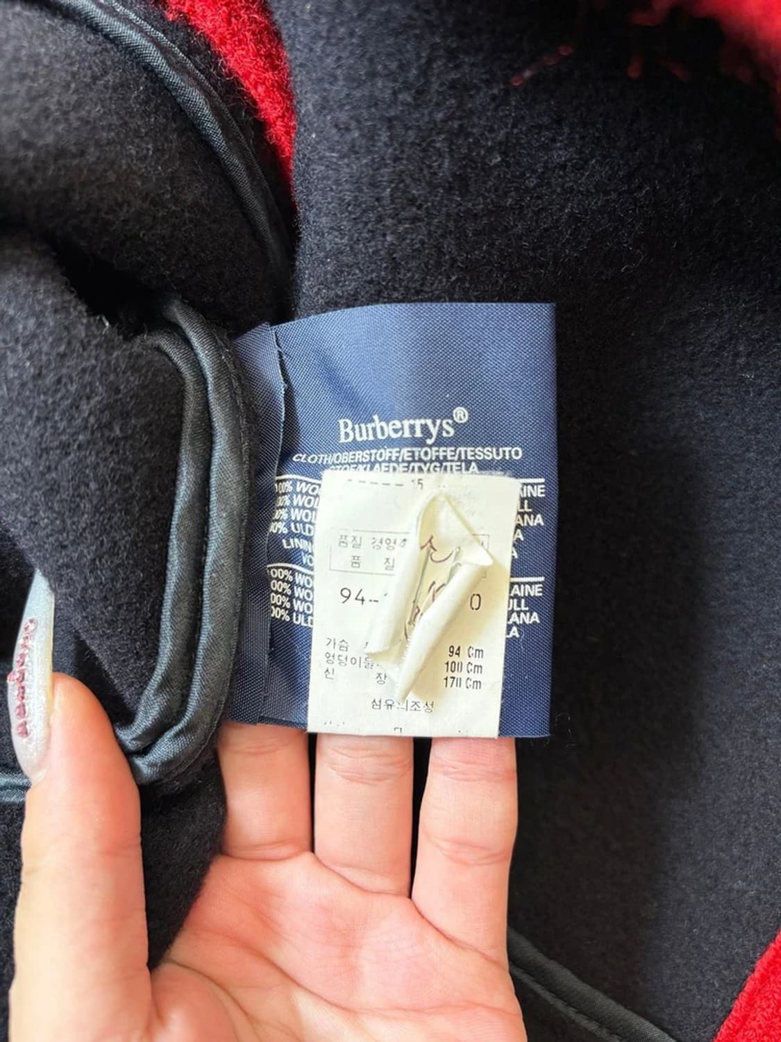 버버리 90's 레드 라이닝 우드버튼 코트 PN6072    상품이미지9