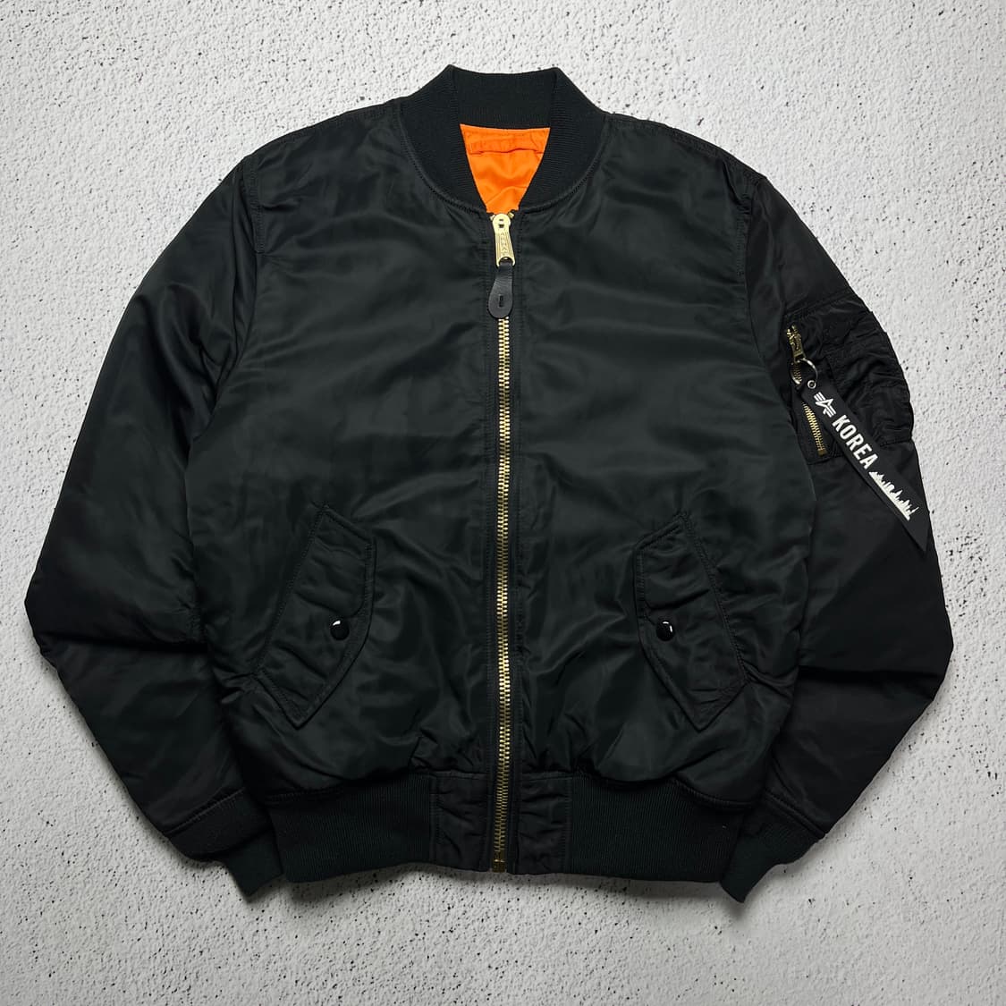 Alpha Industries MA-1 Flight Jacket 상품이미지2