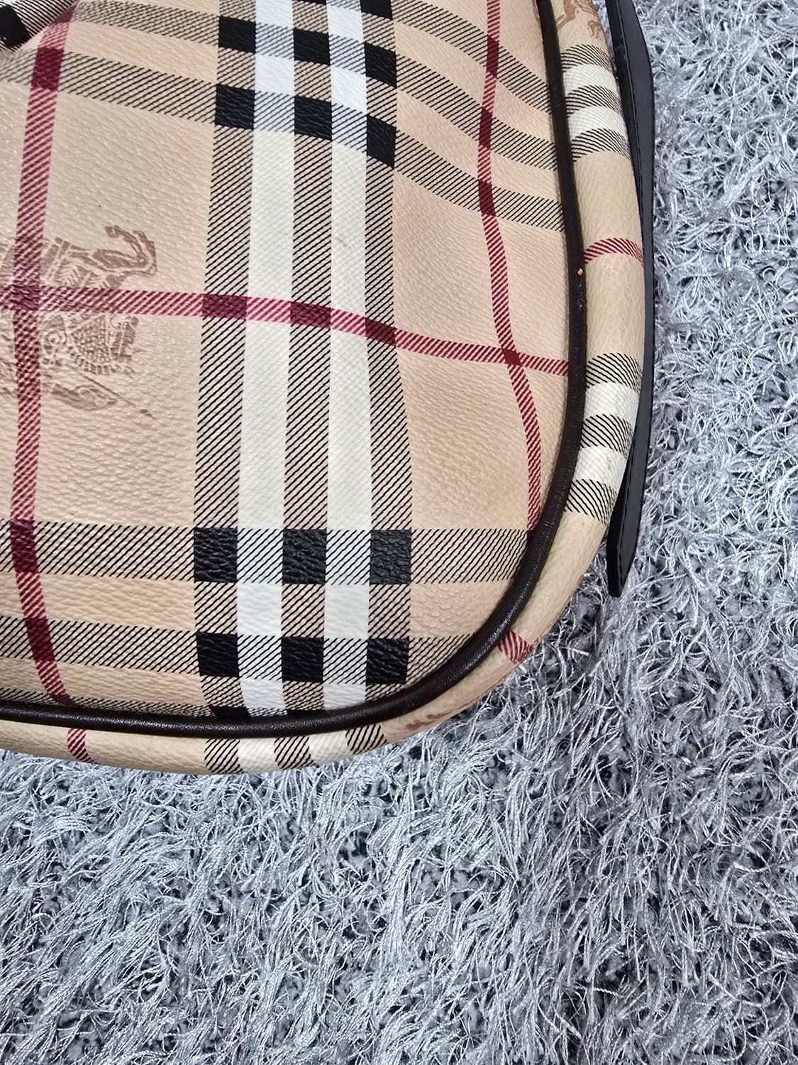 버버리 노바 체크 숄더백 상품이미지7