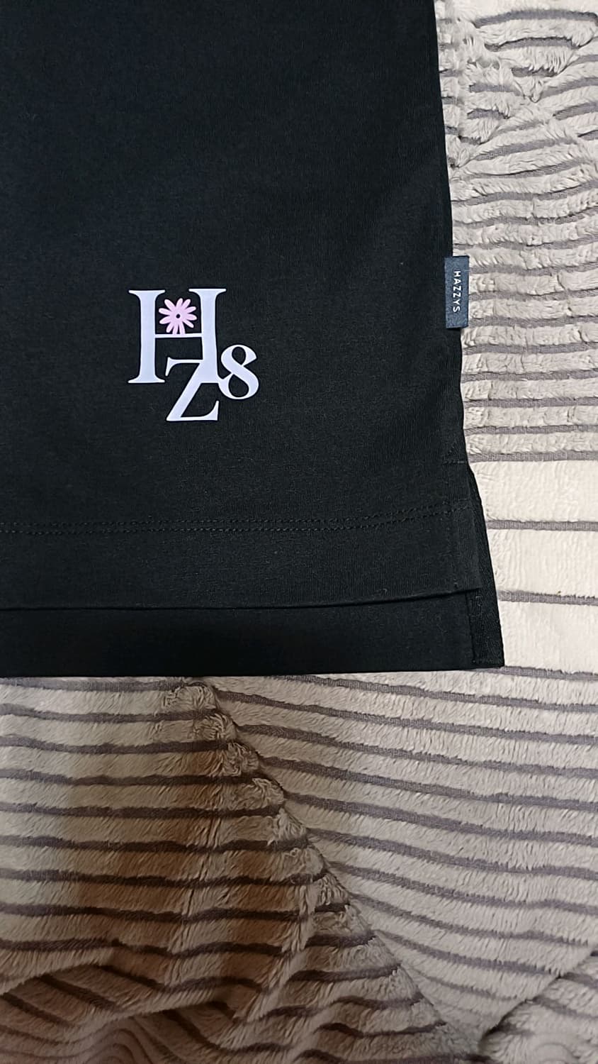 헤지스 오버핏반팔 실측95 여성66 가슴52 기장63 상품이미지3