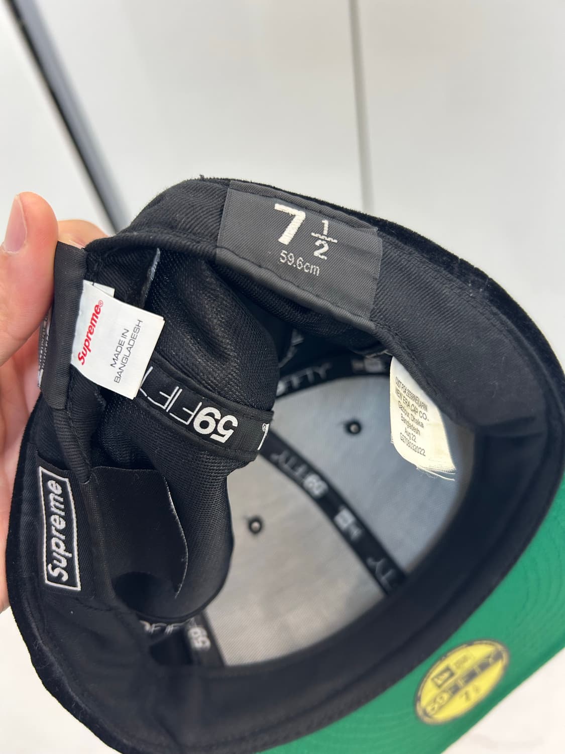 슈프림 뉴에라 모자 2피스 일괄 판매합니다 상품이미지9
