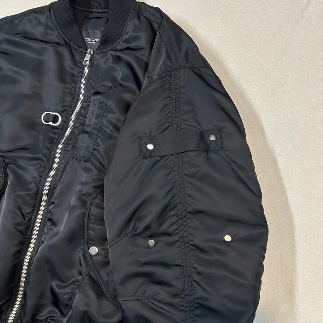 XL) 송지오 옴므 MA-1 항공점퍼 봄버 자켓 블랙 상품이미지3