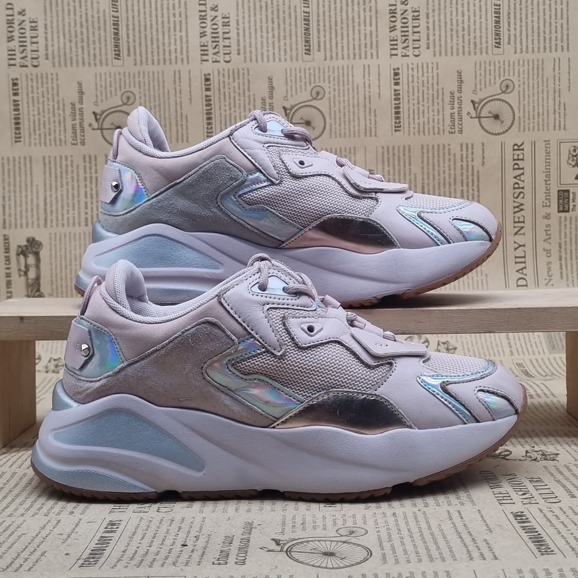 슈콤마보니 핑크 여성운동화235 굽5 상품이미지1