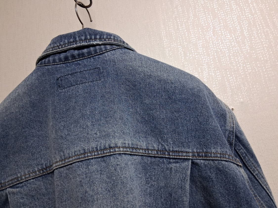 제품 남성 위싱블루  루즈핏 크롭 데님쟈켓 적당한 크롭 100까지 새거
 상품이미지6