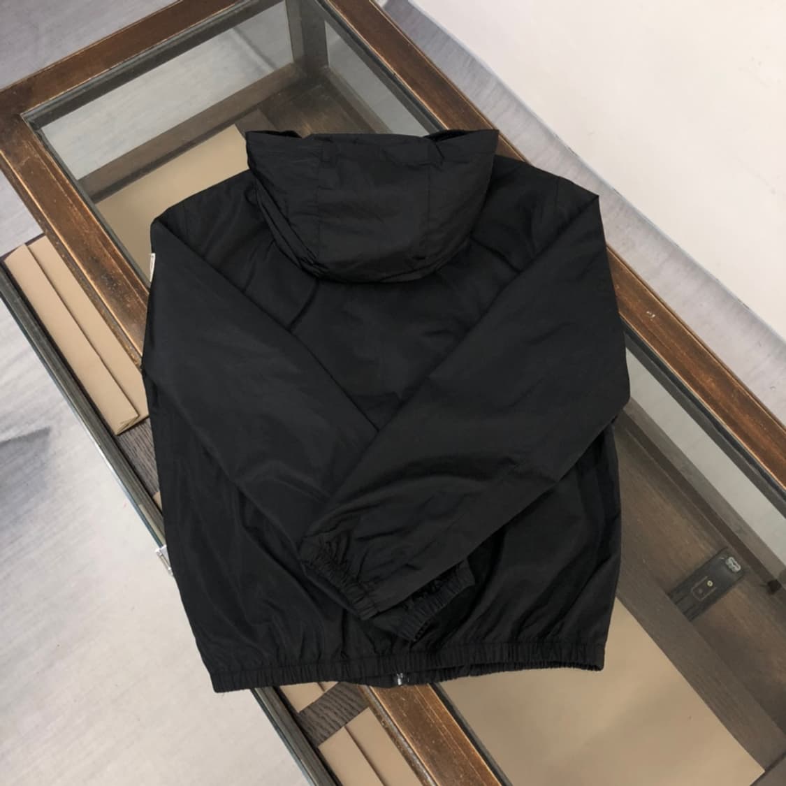 몽클레어 25ss 바람막이 상품이미지2