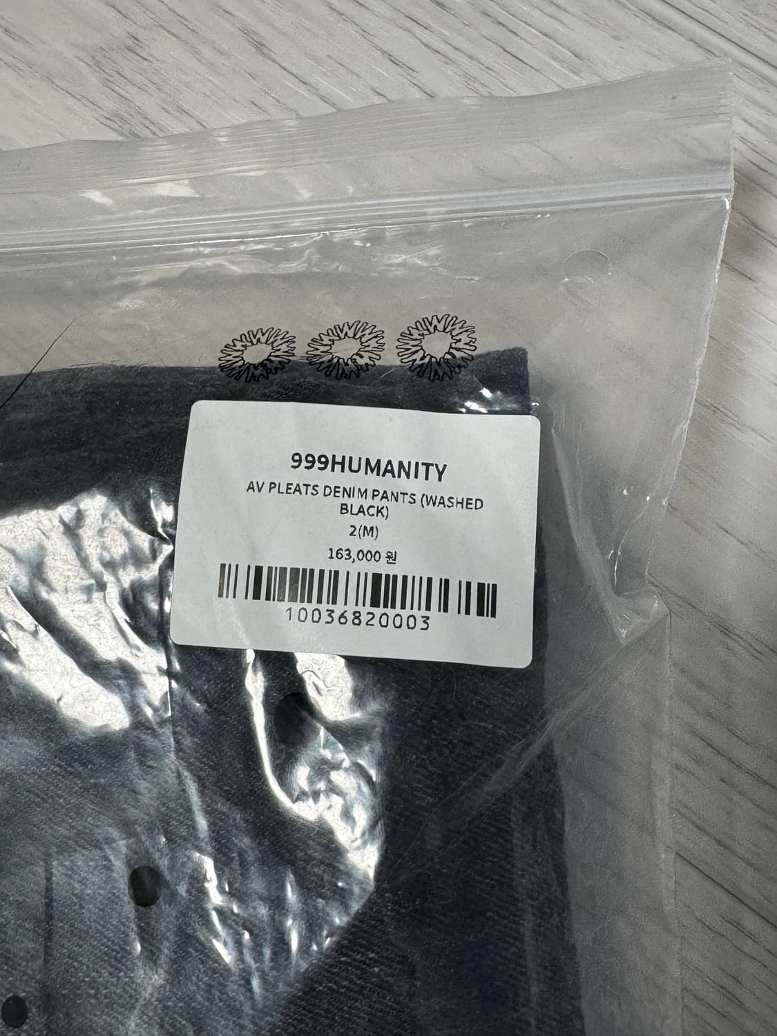 AV PLEATS DENIM PANTS (WASHED BLACK) 데님 상품이미지4