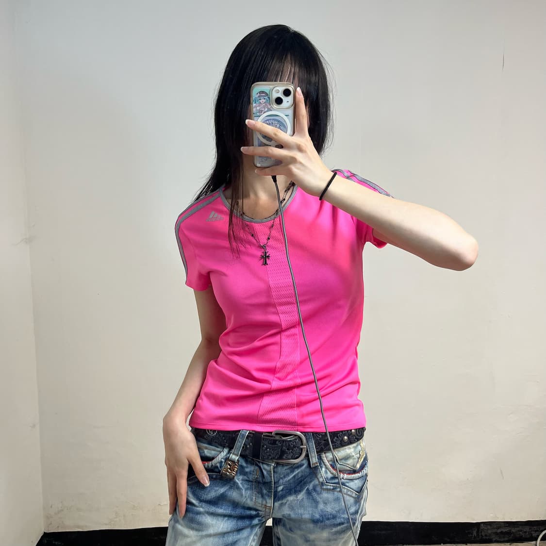 Adidas grey & pink short sleeve 상품이미지1