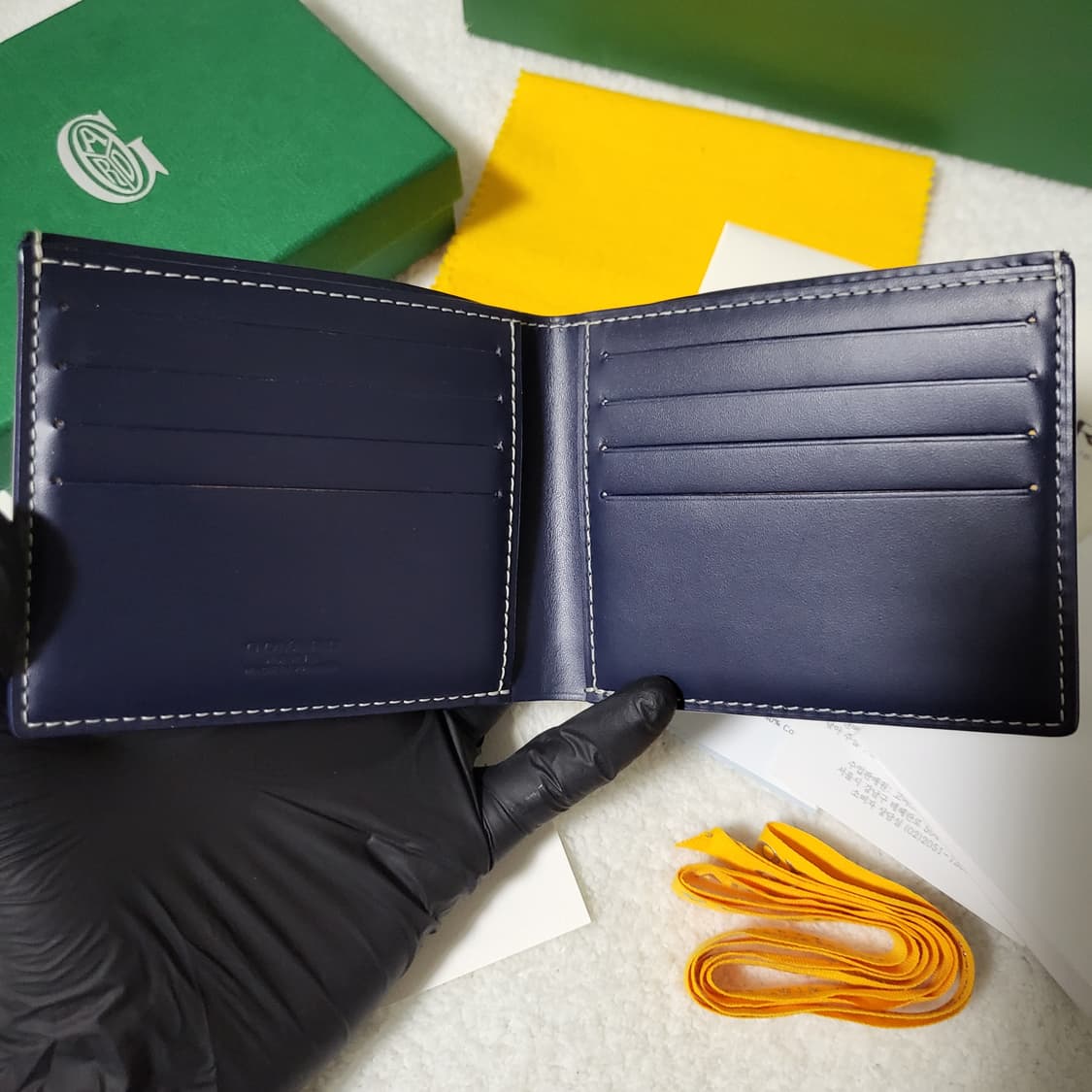 [새상품급/풀구성] 고야드 빅투아르 반지갑 네이비 상품이미지4