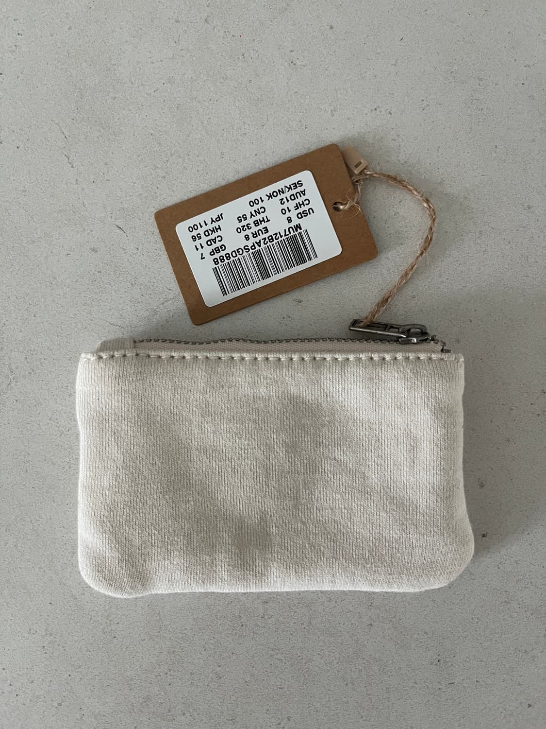 Brandy melville st george coin purse 상품이미지3