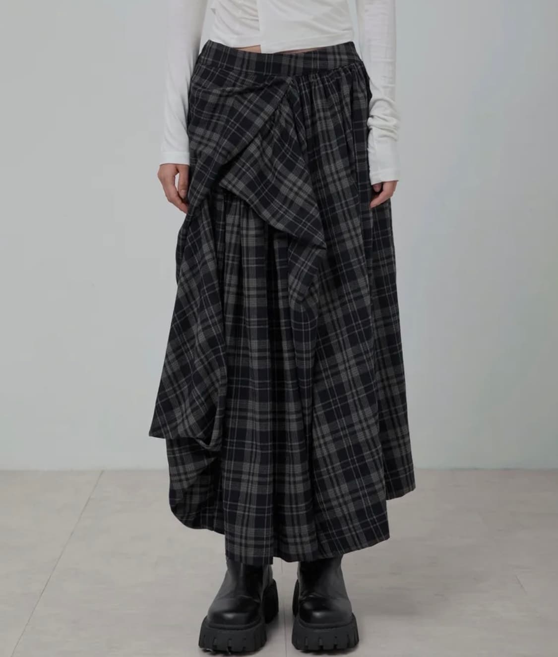 플레어업 스커트 Draped Layered Long Skirt 상품이미지3