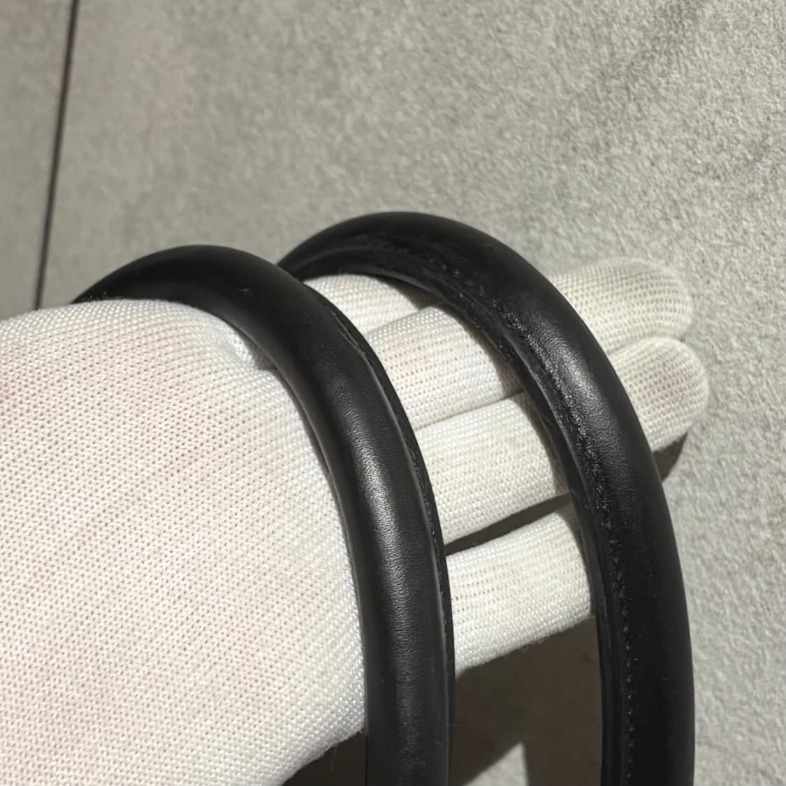 셀린느 호리존탈 카바스 토트백 상품이미지6