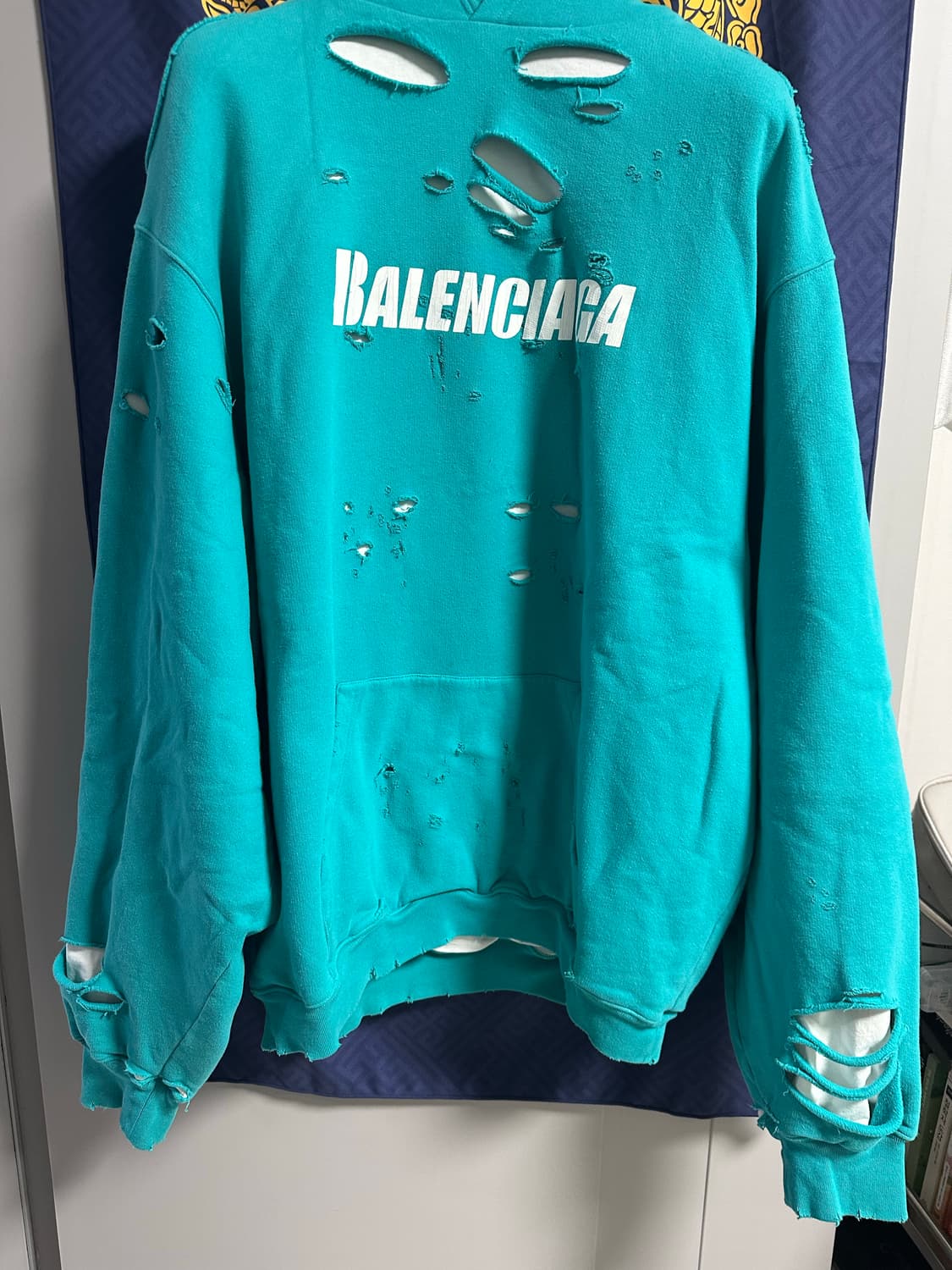 발렌시아가 디스트로이드 후드 민트 상품이미지1