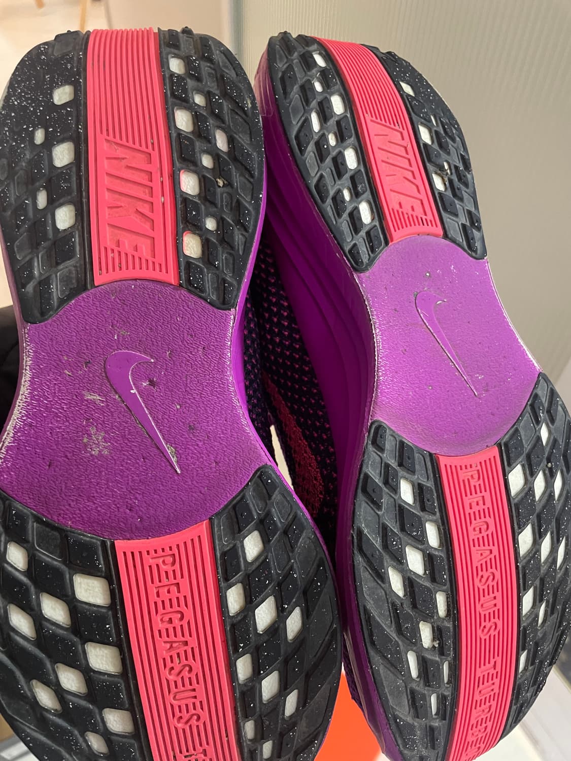 나이키  페가수스 플러스 270 상품이미지4