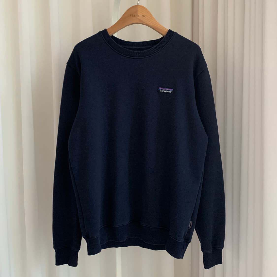파타고니아 네이비 업라이절 크루 맨투맨 상품이미지2