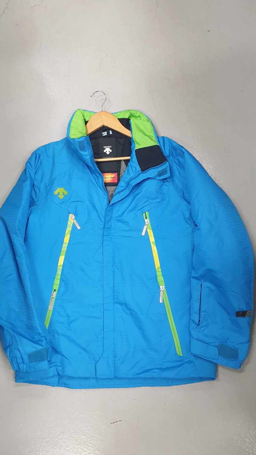 데상트 보드복스키자켓L 상품이미지1