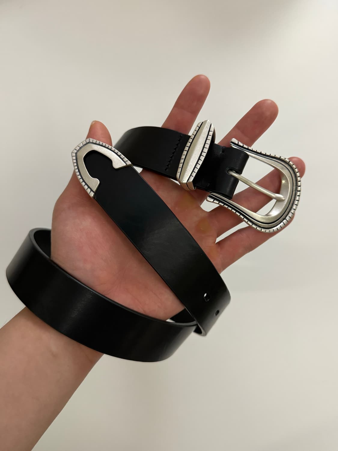 에센스룸 롤링라우드 벨트 32 상품이미지1