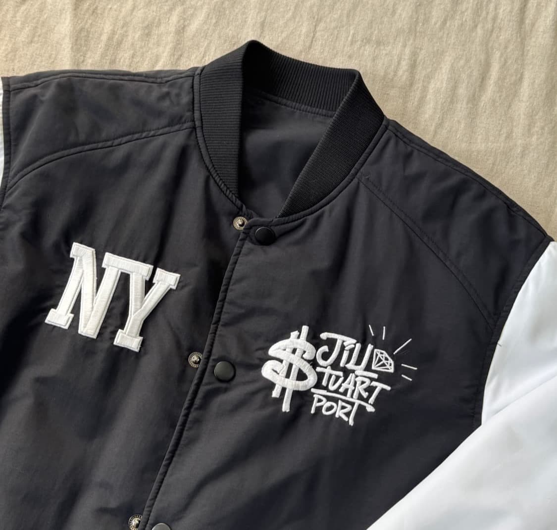 질스튜어트 리치리치 바시티 자켓(한정판)M 네고가능 상품이미지3