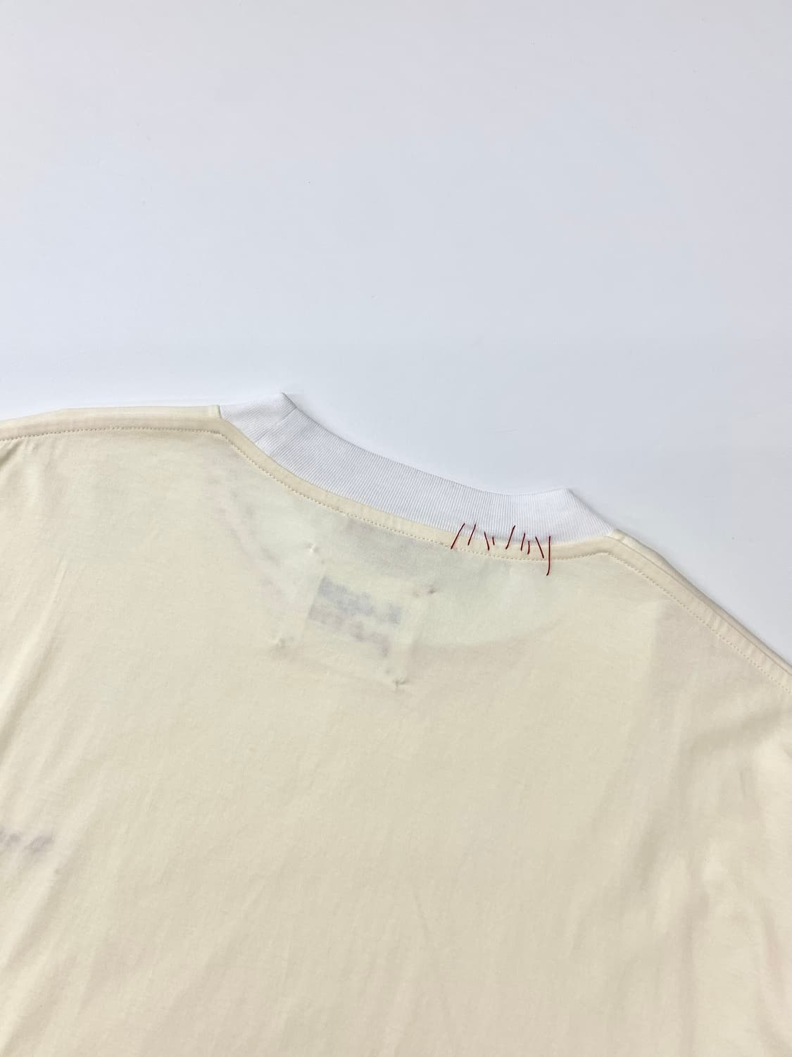 Marni 마르니 x yk jeong 크림컬러 스티치 티셔츠 상품이미지4